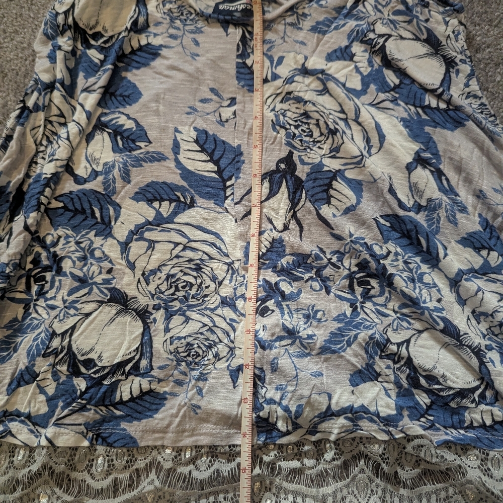 Freshman Blue and Cream Floral Camisole with Lace Trim - Picture 5 of 5